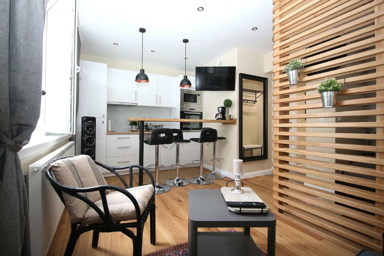 City&More! Apartment Neubau Виена Екстериор снимка